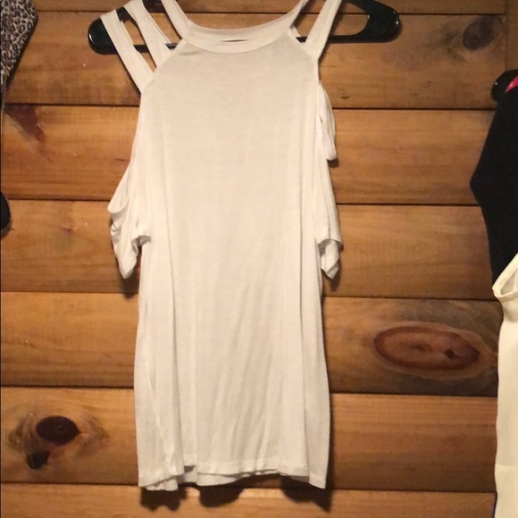 White tank - Picture 2 of 2